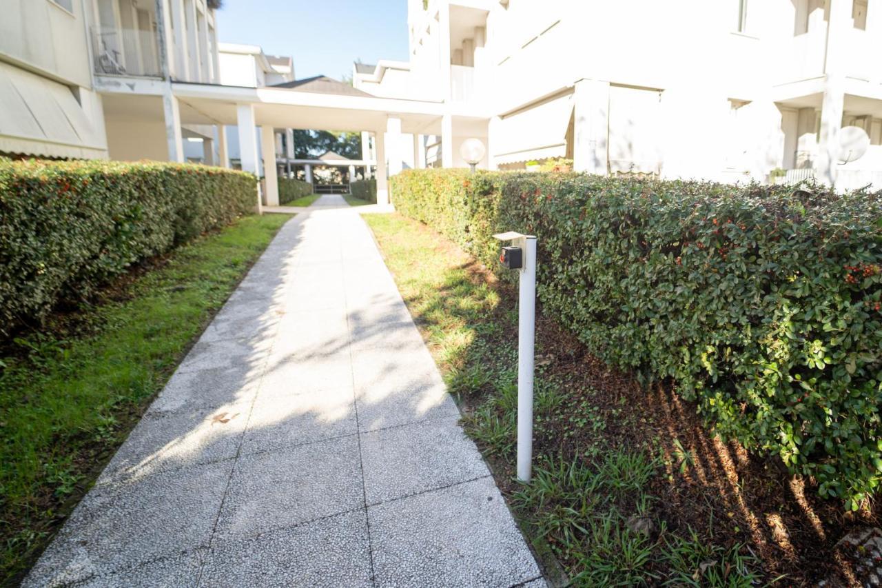 Appartamento Nuovo Vicino Aeroporto Malpensa Gallarate Kültér fotó